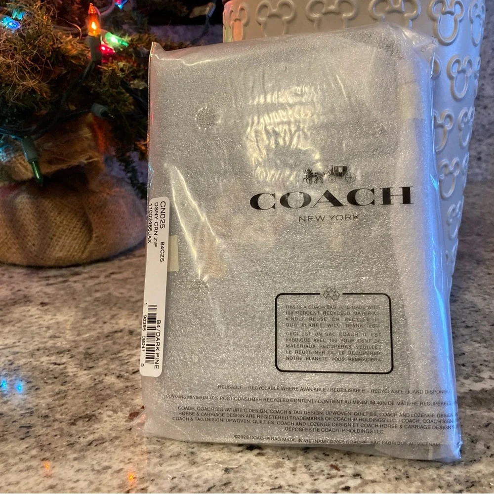 Disney X Coach Corner Zip Wristlet With Sled Motif - NWT - Picture 8 of 8